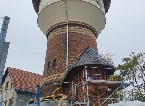 Denkmalschutzgerechte Sicherungsmaßnahmen an den Rohren im Wasserturm Schöneweide